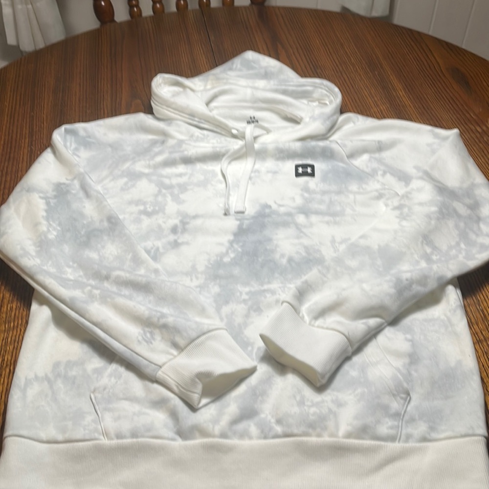 Gray and White Under Armour Hoodie - Tags attached
